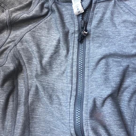 Lululemon jacket in grey - Picture 3 of 4